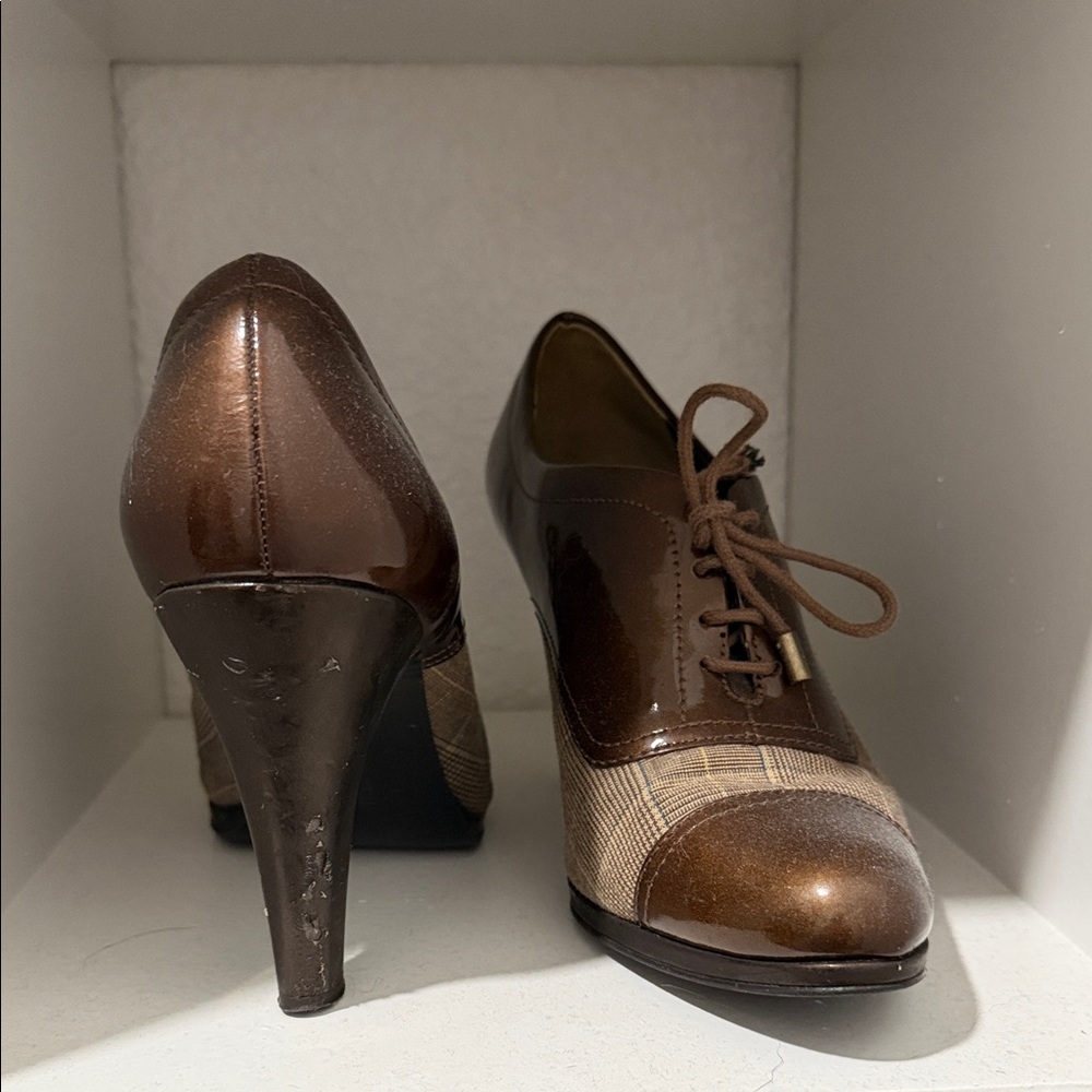 Anne Klein Brown Plaid Heels